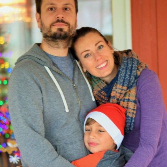 Meet your Posher, Jennifer - Picture 1 of 1